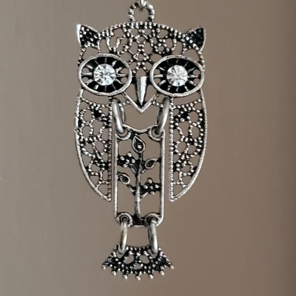 Vintage Owl Necklace - 21"